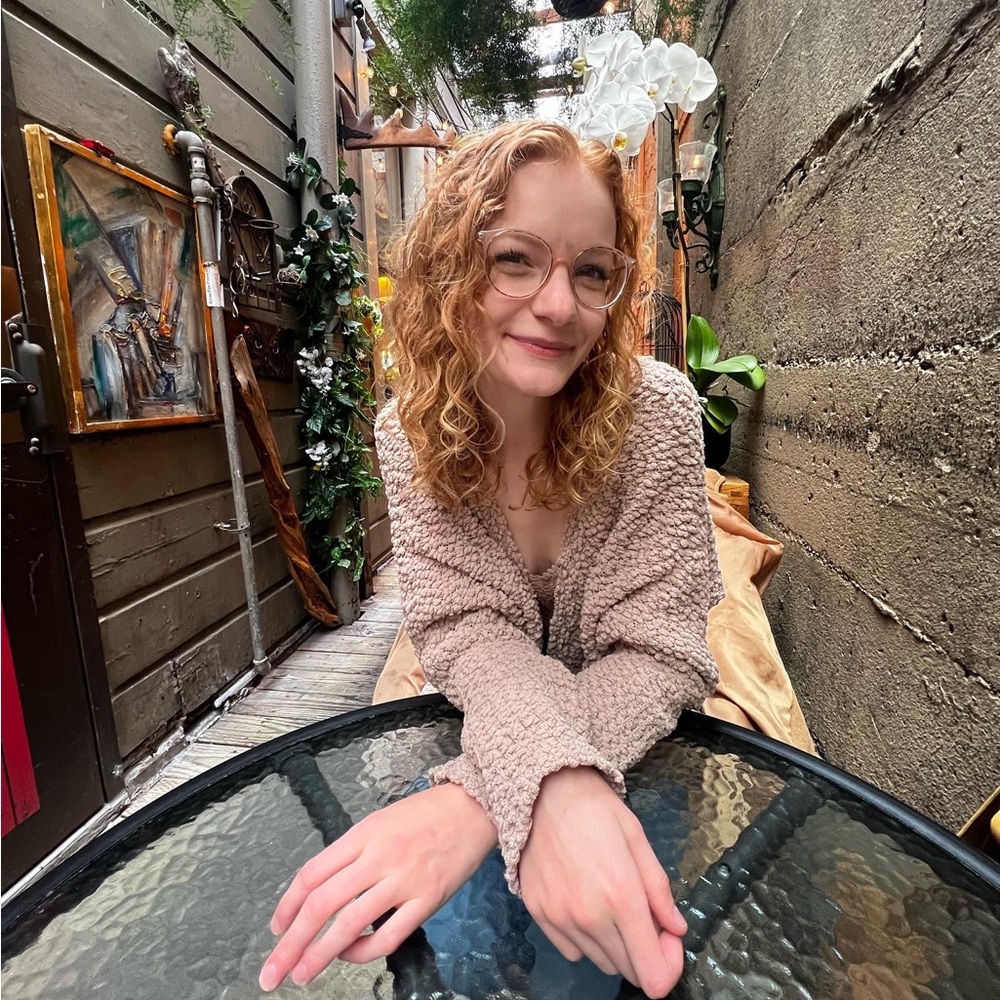 Meet your Posher, Ali